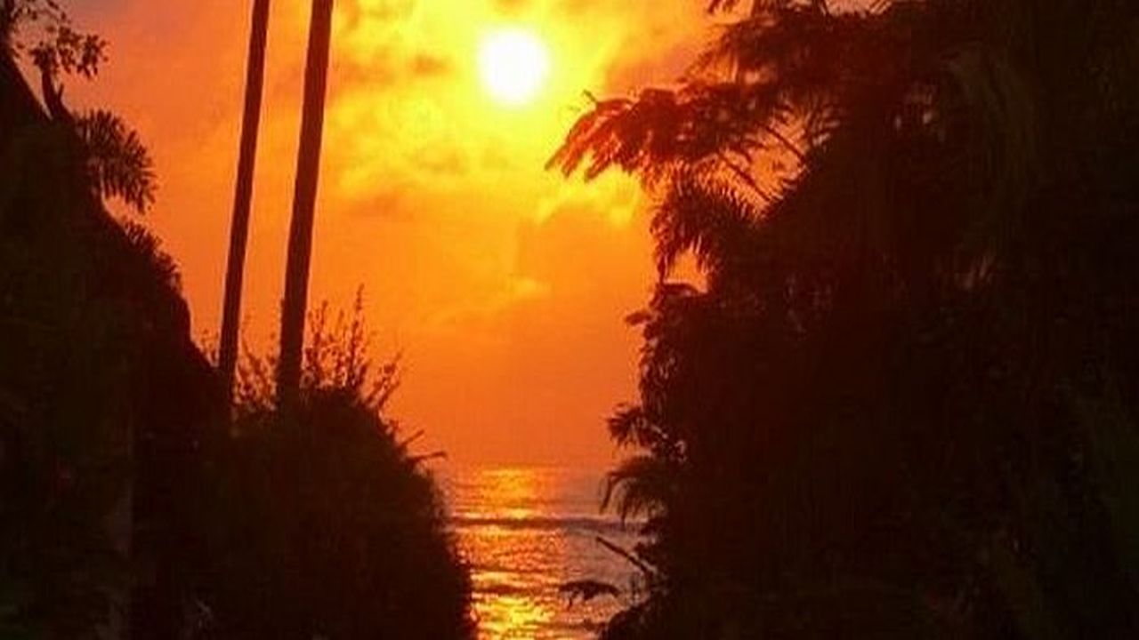 Sunrise over Samui Beach Village